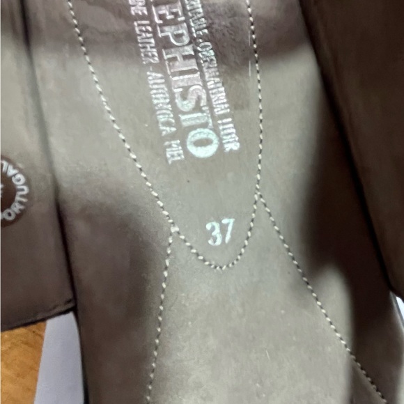 MEPHISTO Black Women’s Sandals Sz 37 EU (6.5 US) - Picture 7 of 11